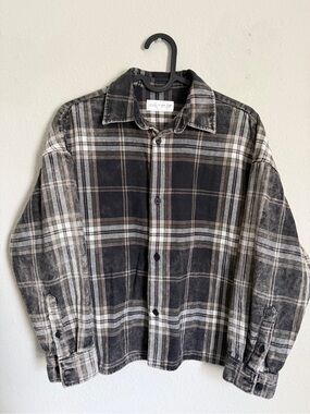 ZARA Boy's cotton shirt, double-layered fabric, with a washed-effect finish.